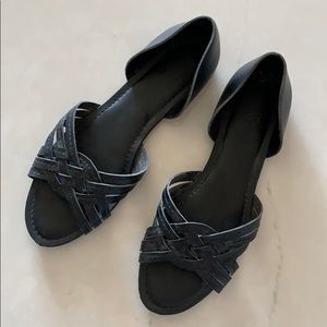 Universal Thread Black Woven Flats